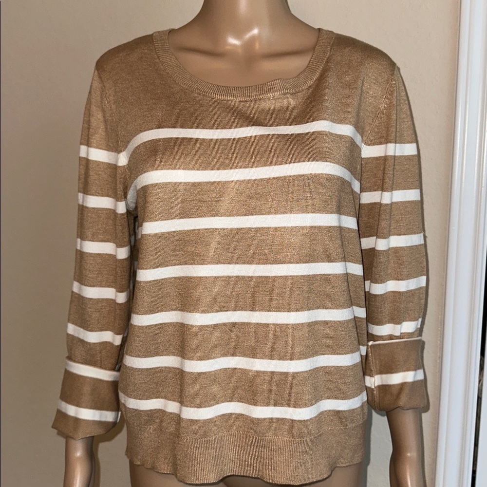 NWT Vince Camuto Tan and White Striped Sweater size large. - Picture 5 of 14